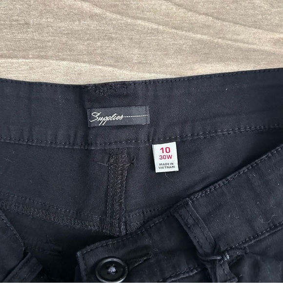 New Supplies by Unionbay Black Shorts | Size 10 - Picture 3 of 5